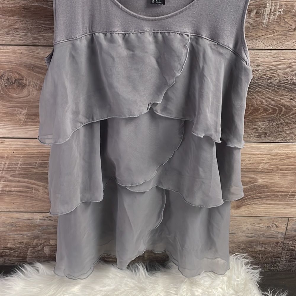 H&M Ladies Ruffle Layered Top, Size Medium, Gray - Picture 3 of 5